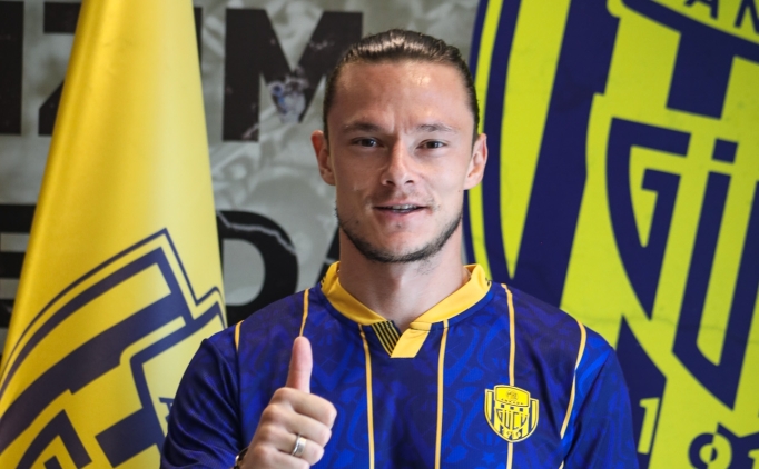 MKE Ankaragücü'ne, Alman bek