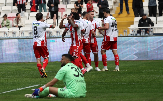 Sivasspor, Adana Demirspor'u farklı geçti!