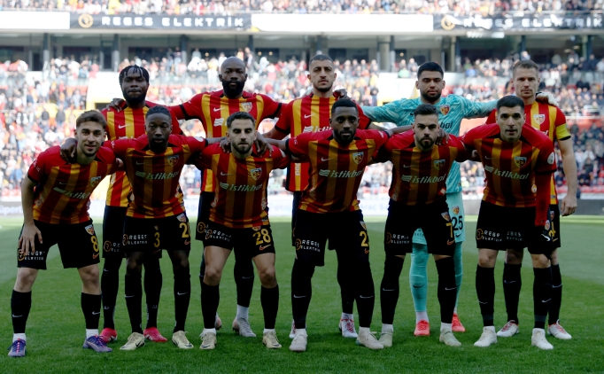Kayserispor'dan Kasımpaşa maçında 10 kişiyle 3 puan!
