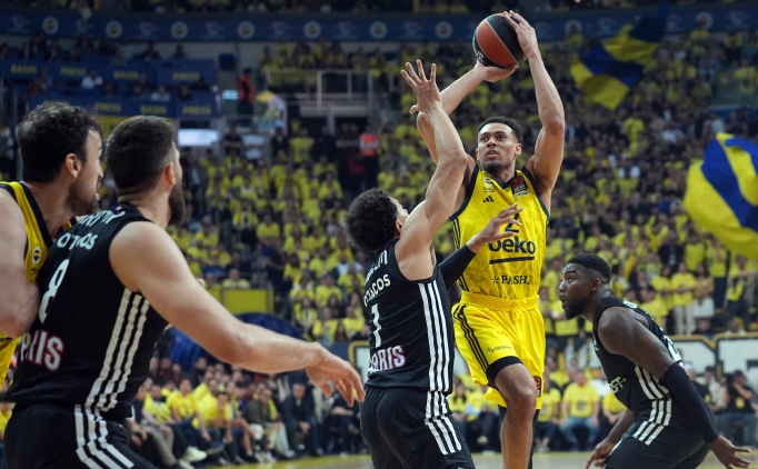 Fenerbahçe Beko'dan Final Four'a ilk adım