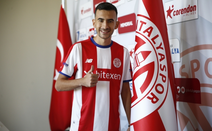 Menemen FK ilk transferini yaptı