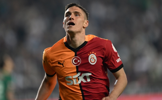 Galatasaray'da yeni joker Roland Sallai