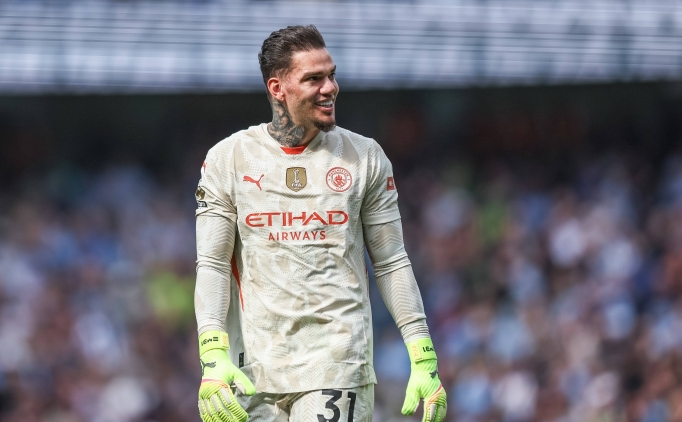 Ederson, Premier Lig tarihine adını yazdırdı!
