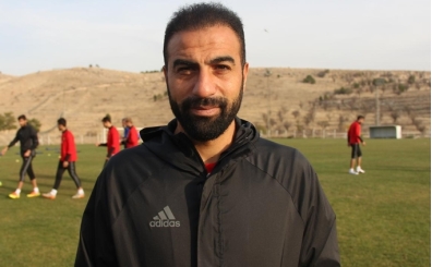 Siltaş Yapı Pendikspor'da teknik direktörlük görevine Sedat Ağçay getirildi